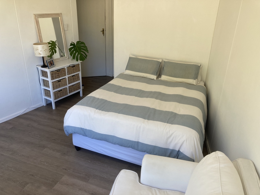 0 Bedroom Property for Sale in Vredehoek Western Cape
